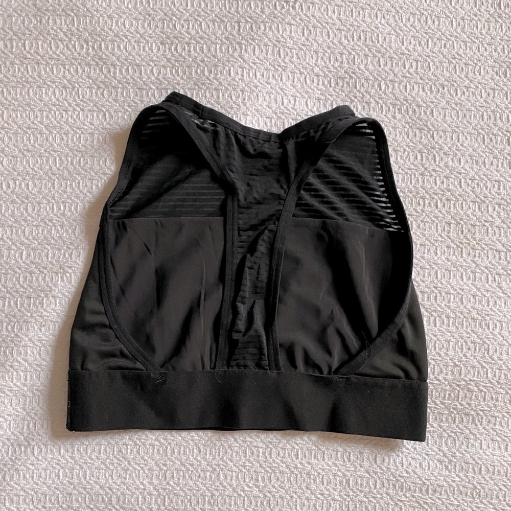 🔥 Mesh Detailed Reebok Sports Bra - Picture 2 of 2